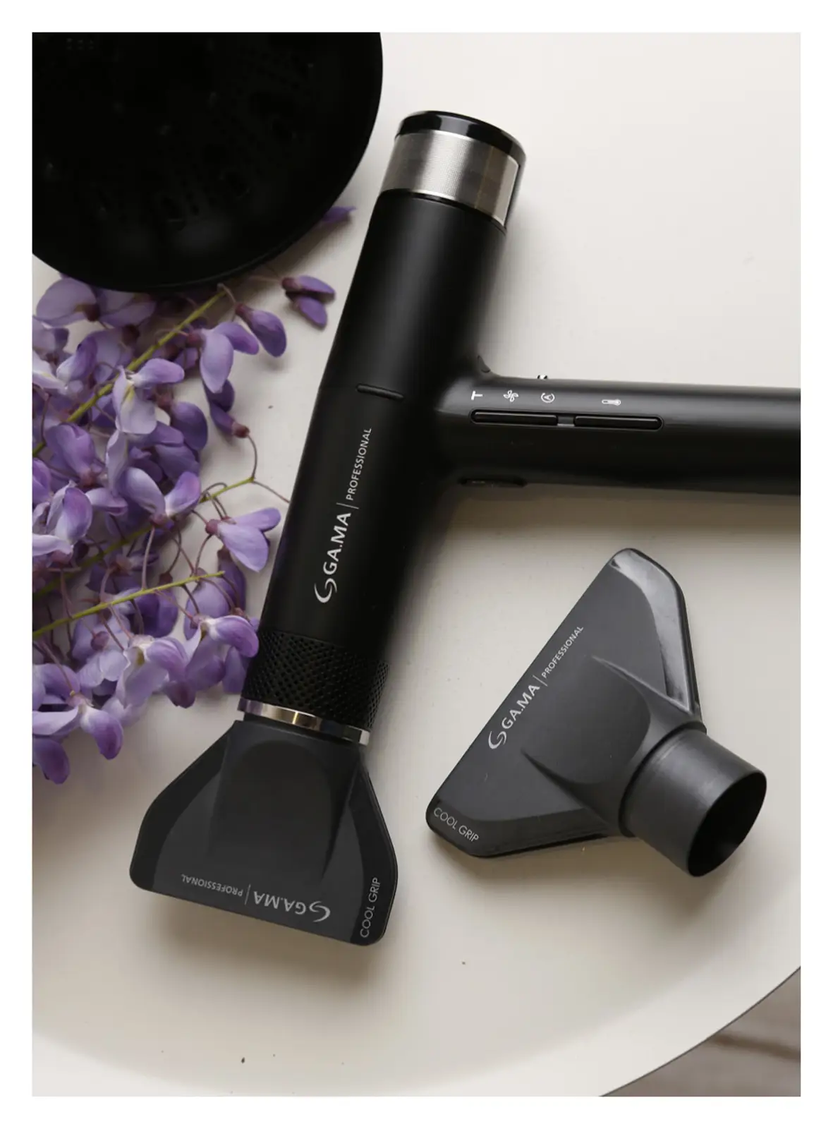 HAIR DRYER IQ2 PERFETTO Black